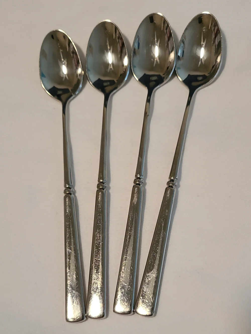 Oneida USA Tea Or Bar Spoons, Set Of 4, Flateware Dining